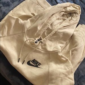 Nike sweatshirt
